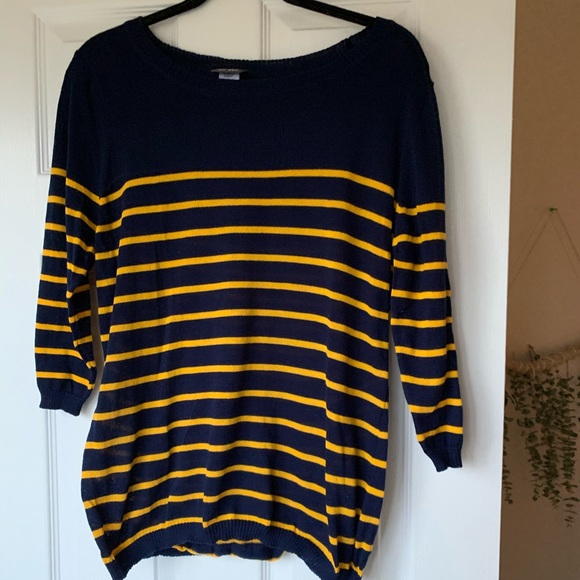 Navy and Gold Sweater - Picture 1 of 1